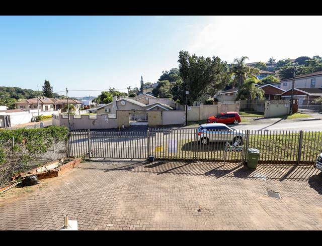 3 BEDROOM SECTIONAL TITLE FOR SALE IN MORNINGSIDE
